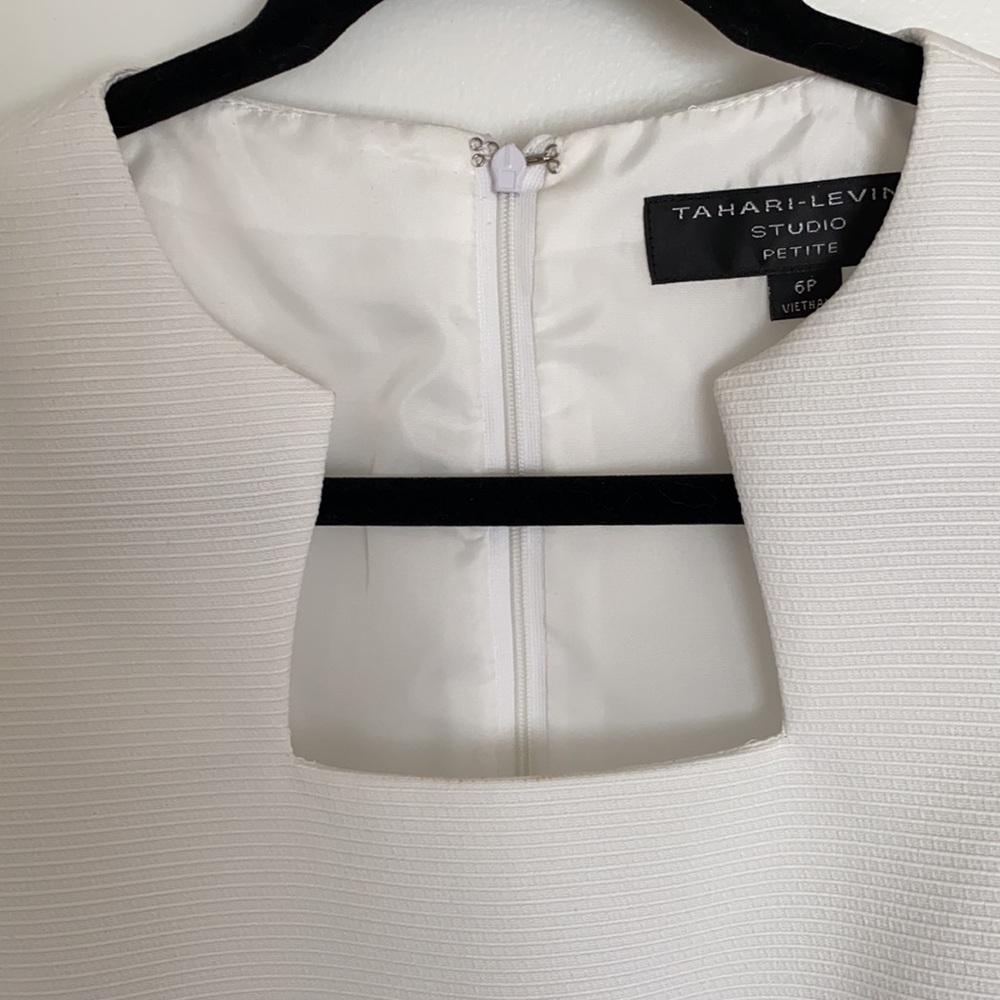 TAHARI-LEVIN STUDIO Slimming Navy/White Dress - Picture 4 of 7